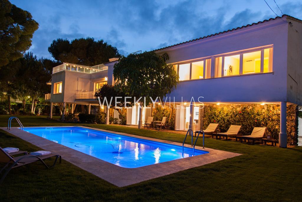 Villa Sitges Tupinetti Beach At 1 Min Walk Amaizing Garden And View Center Sitges 5 Minutes Walk Εξωτερικό φωτογραφία
