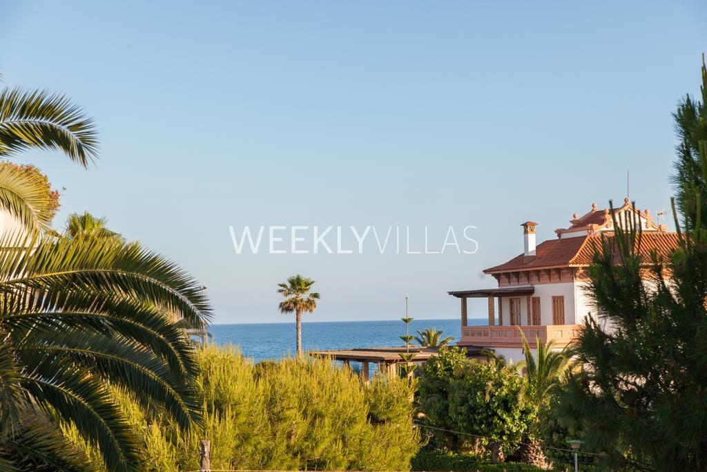 Villa Sitges Tupinetti Beach At 1 Min Walk Amaizing Garden And View Center Sitges 5 Minutes Walk Εξωτερικό φωτογραφία