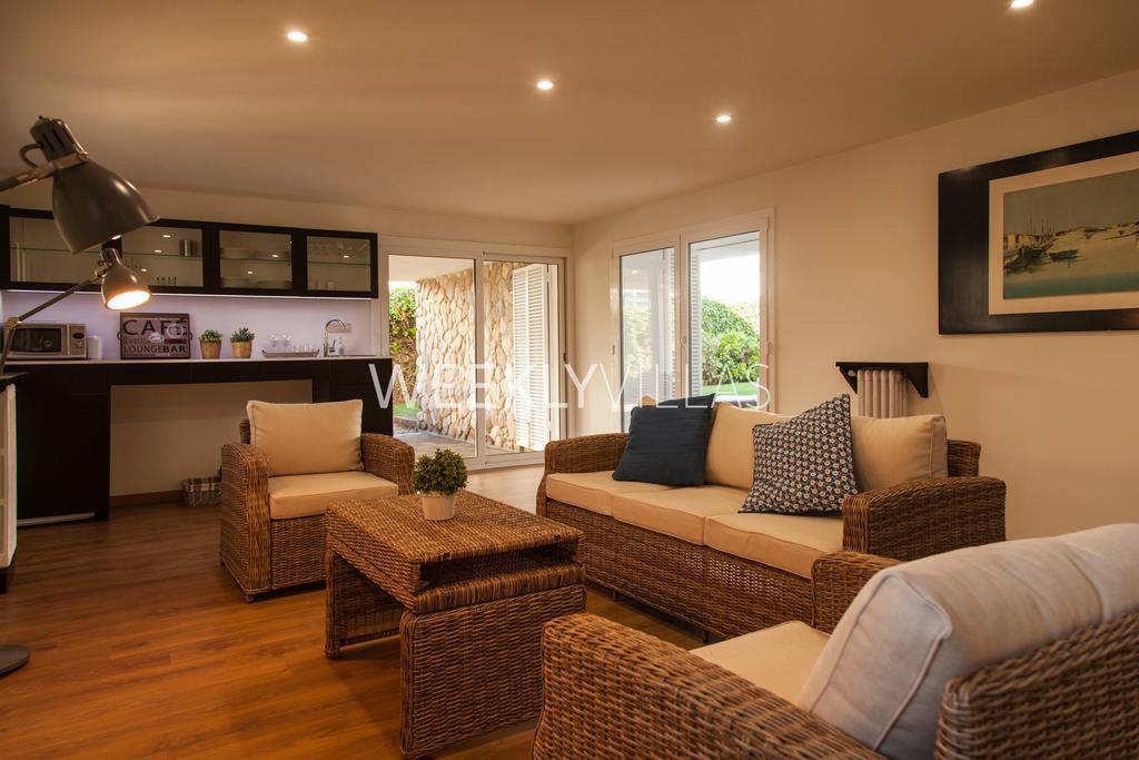 Villa Sitges Tupinetti Beach At 1 Min Walk Amaizing Garden And View Center Sitges 5 Minutes Walk Εξωτερικό φωτογραφία